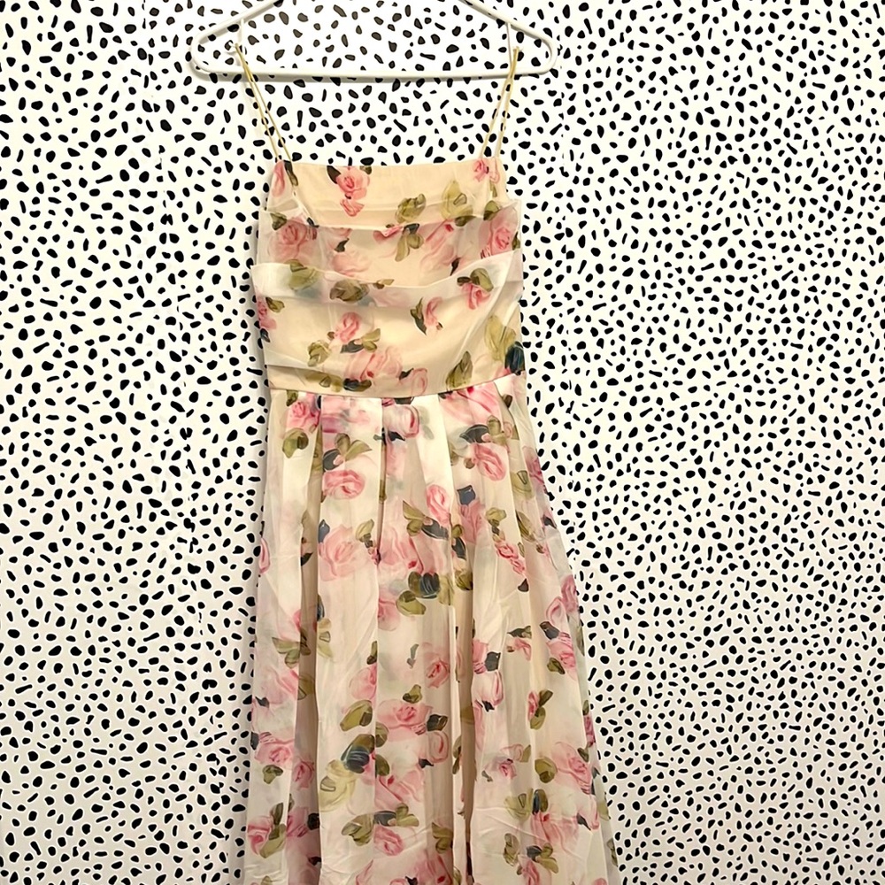 MIDI FORMAL FLORAL DRESS *** NEVER WORN